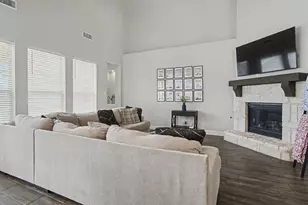 5621 Salt Springs Dr, Fort Worth, TX 76179 - Photo 11