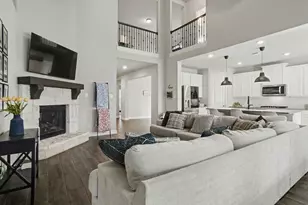 5621 Salt Springs Dr, Fort Worth, TX 76179 - Photo 11