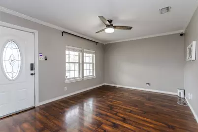 3212 S Llewellyn Avenue, Dallas, TX 75224 - Photo 3