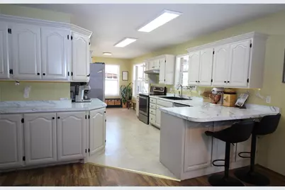 520 N 5th Avenue, Munday, TX 76371 - Photo 9