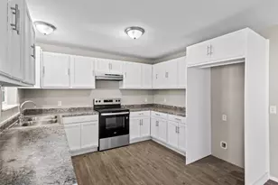 109 E Williams St, Bowie, TX 76230 - Photo 9