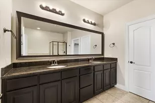 7915 Parkwood Blvd, Plano, TX 75024 - Photo 17