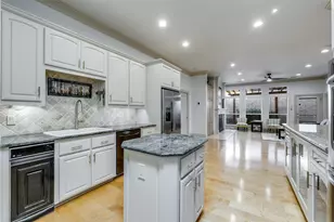 8623 Royalbrook Ct, Dallas, TX 75243 - Photo 13