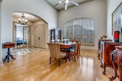 8623 Royalbrook Court, Dallas, TX 75243 - Photo 5