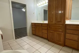 4763 Red Oak Cir, Aubrey, TX 76227 - Photo 31