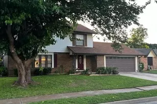 6917 Bennington Dr, Watauga, TX 76148 - Photo 1