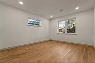 10505 Silverock Dr, Dallas, TX 75218 - Photo 23