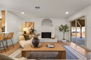 10505 Silverock Dr, Dallas, TX 75218 - Photo 5