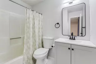 323 Towne House Ln, Richardson, TX 75081 - Photo 9