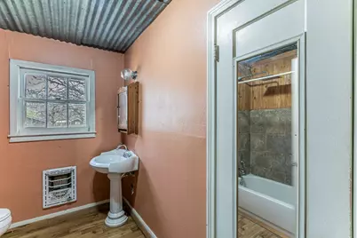 3320 Parrott Avenue, Waco, TX 76707 - Photo 9