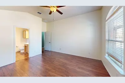 3251 Torio, Grand Prairie, TX 75054 - Photo 9