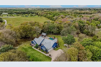 363 Private Road 451, Whitewright, TX 75491 - Photo 11