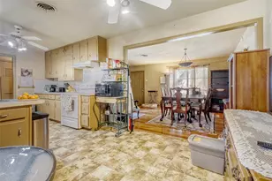 707 Cozby St N, Benbrook, TX 76126 - Photo 11