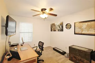 910 Elliott Dr, Cedar Hill, TX 75104 - Photo 9