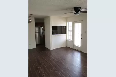 1741 Crest Grove Drive, Arlington, TX 76012 - Photo 9