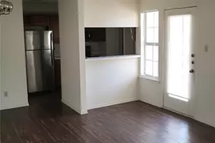 1741 Crest Grove Dr, Arlington, TX 76012 - Photo 9