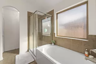 425 Peach Ln, Burleson, TX 76028 - Photo 17