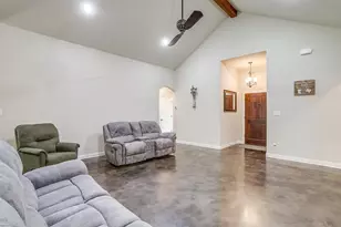 505 N Ave E, Springtown, TX 76082 - Photo 9