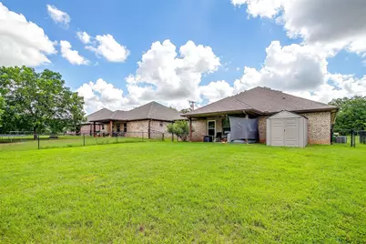 505 N Avenue E, Springtown, TX 76082 - Photo 25