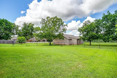 505 N Avenue E, Springtown, TX 76082 - Photo 27