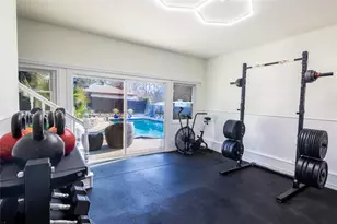 10872 Caprock Cir, Dallas, TX 75218 - Photo 11