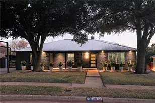 10872 Caprock Cir, Dallas, TX 75218 - Photo 27