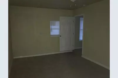 534 W Kearney Street, Mesquite, TX 75149 - Photo 11