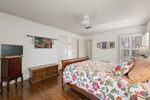 2737 Ryan Pl Dr, Fort Worth, TX 76110 - Photo 15