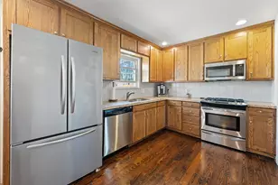 2737 Ryan Pl Dr, Fort Worth, TX 76110 - Photo 11