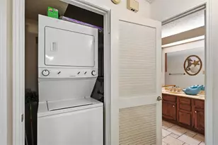 2101 Friendly Dr, Arlington, TX 76011 - Photo 15