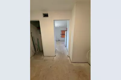 605 Hinton Street, Grand Prairie, TX 75050 - Photo 7