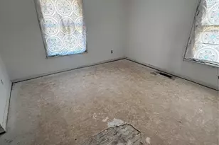 605 Hinton St, Grand Prairie, TX 75050 - Photo 13