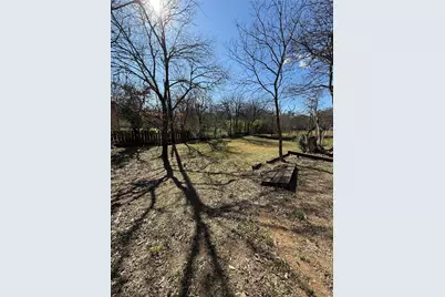 605 Hinton Street, Grand Prairie, TX 75050 - Photo 19