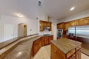 1899 Kings View Dr, Frisco, TX 75036 - Photo 5