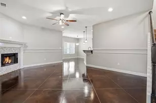 6403 Westover Dr, Granbury, TX 76049 - Photo 9