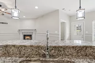 6403 Westover Dr, Granbury, TX 76049 - Photo 15