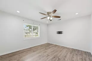 1032 Hoke Smith Dr, Dallas, TX 75224 - Photo 17