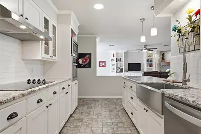 3217 Brannon Drive, Waco, TX 76710 - Photo 9