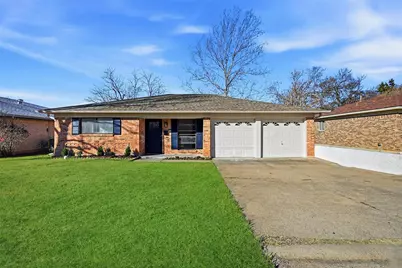 105 N Wood Avenue, Denison, TX 75020 - Photo 1