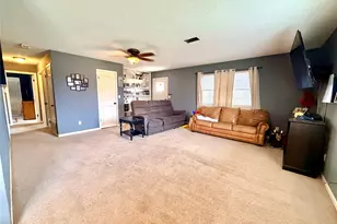 1412 Sunset Dr, Goldthwaite, TX 76844 - Photo 11