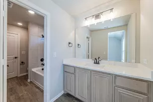 1049 Snowy Owl Dr, Alvarado, TX 76009 - Photo 11