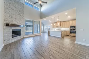 1049 Snowy Owl Dr, Alvarado, TX 76009 - Photo 3