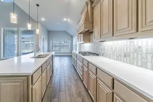 1049 Snowy Owl Dr, Alvarado, TX 76009 - Photo 7