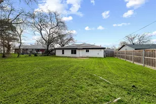 1311 Coke Dr, Arlington, TX 76010 - Photo 21