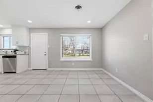 1311 Coke Dr, Arlington, TX 76010 - Photo 21