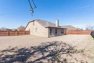 6811 Gamecock Ct, Greenville, TX 75402 - Photo 27