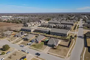 6811 Gamecock Ct, Greenville, TX 75402 - Photo 29