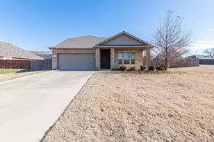6811 Gamecock Ct, Greenville, TX 75402 - Photo 3