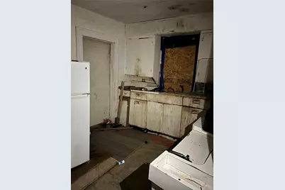 4222 Carl Street, Dallas, TX 75210 - Photo 9