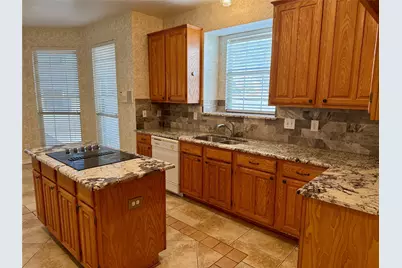 4213 Forestedge Drive, Grand Prairie, TX 75052 - Photo 25